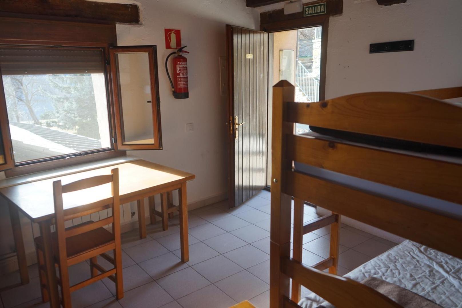 Albergue De Liri Hostel Room photo
